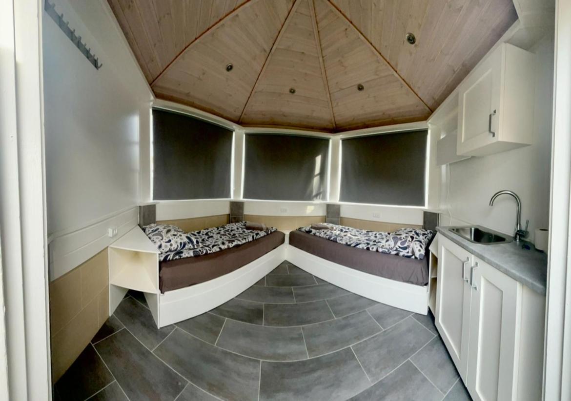 Barneys Rooms Hundige Exteriör bild