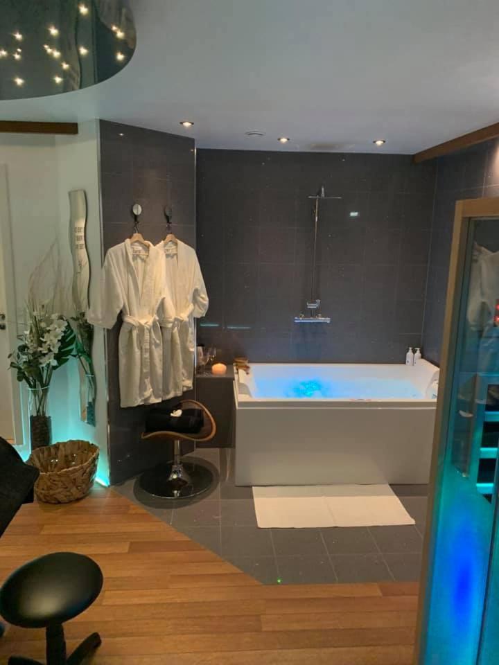Barneys Rooms Hundige Exteriör bild