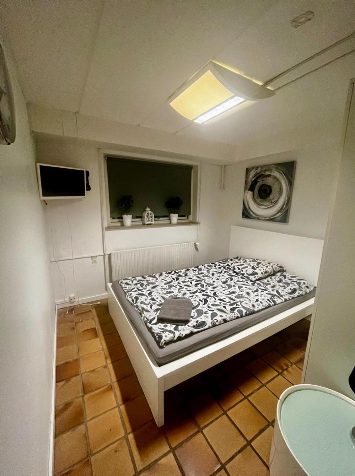 Barneys Rooms Hundige Exteriör bild