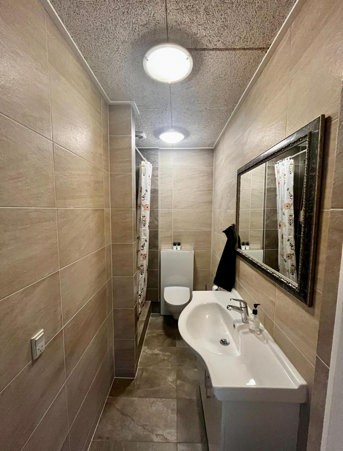 Barneys Rooms Hundige Exteriör bild